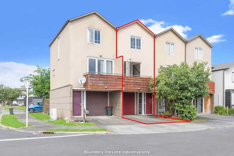 Photo of property in 25 Kirikiri Lane, East Tamaki, Auckland, 2013