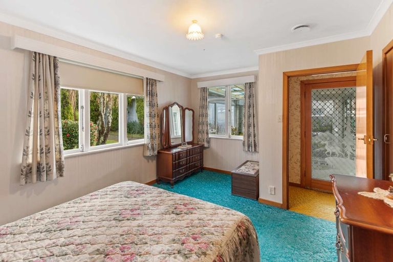 Photo of property in 34 Paraekaretu Street, Hunterville, 4730