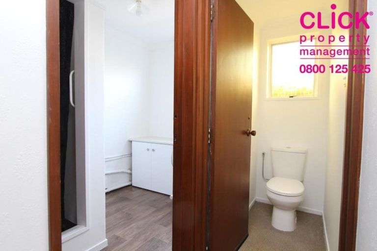 Photo of property in 84a Hargest Crescent, Saint Clair, Dunedin, 9012