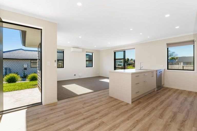 Photo of property in 4/5 Hall Street, Kihikihi, Te Awamutu, 3800