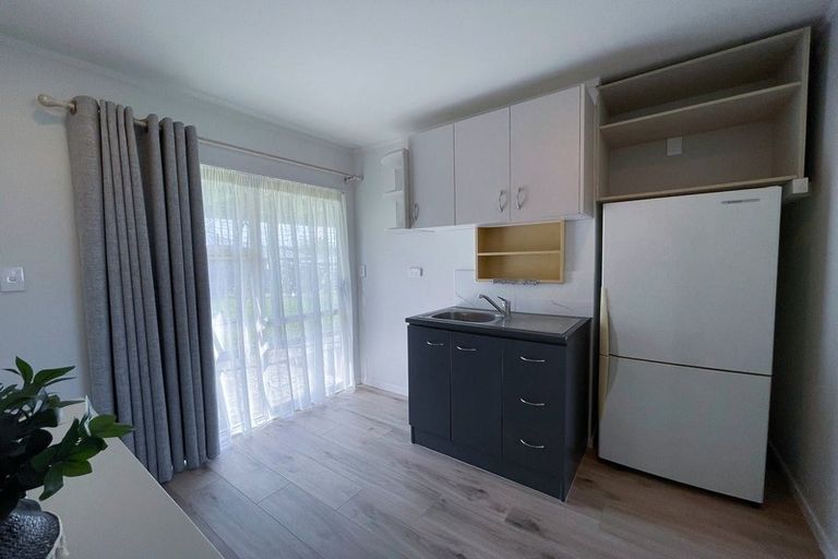 Photo of property in 3 Bowen Street, Manurewa East, Auckland, 2102