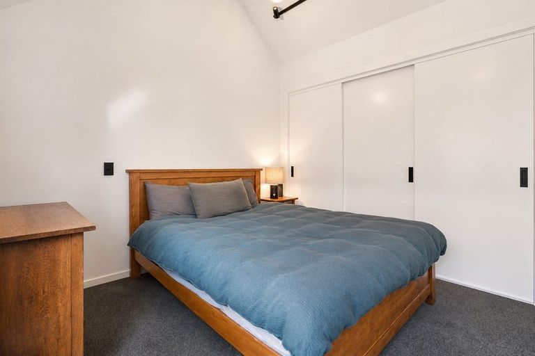 Photo of property in 6 Woolshed Road, Jacks Point, Queenstown, 9371