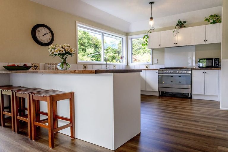 Photo of property in 84 Maori Creek Road, Marsden, Greymouth, 7872