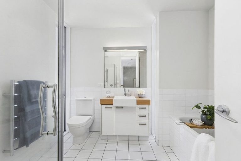 Photo of property in 79 Ludlam Street, Seatoun, Wellington, 6022