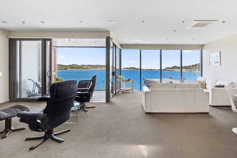 Photo of property in Patent 326 Apartments, 504s/326 Evans Bay Parade, Hataitai, Wellington, 6021