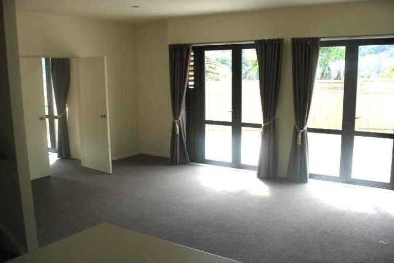 Photo of property in 7/11 The Avenue, Albany, Auckland, 0632