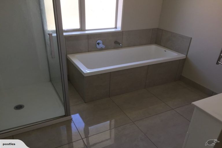 Photo of property in 22 Loxley Place, Lincoln, 7608