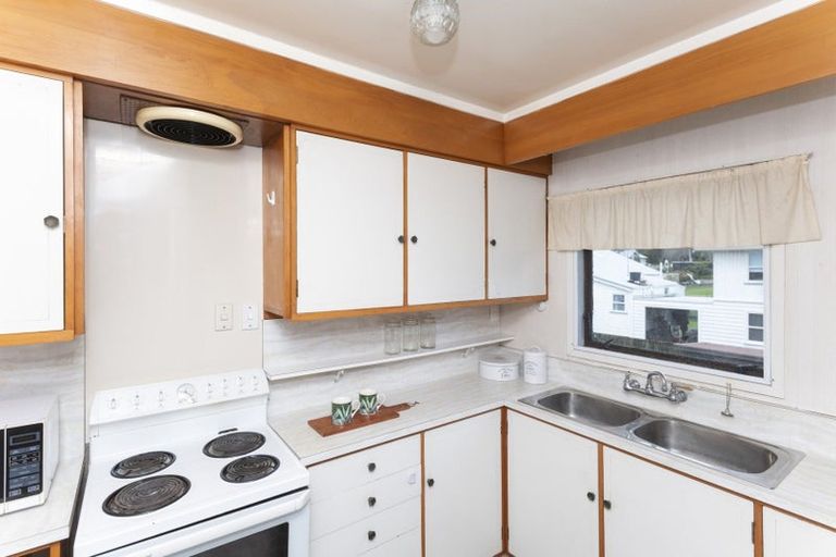 Photo of property in 67 Esplanade, Kaiti, Gisborne, 4010