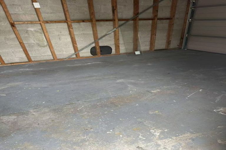 Photo of property in 1/127 Bucklands Beach Road, Bucklands Beach, Auckland, 2012