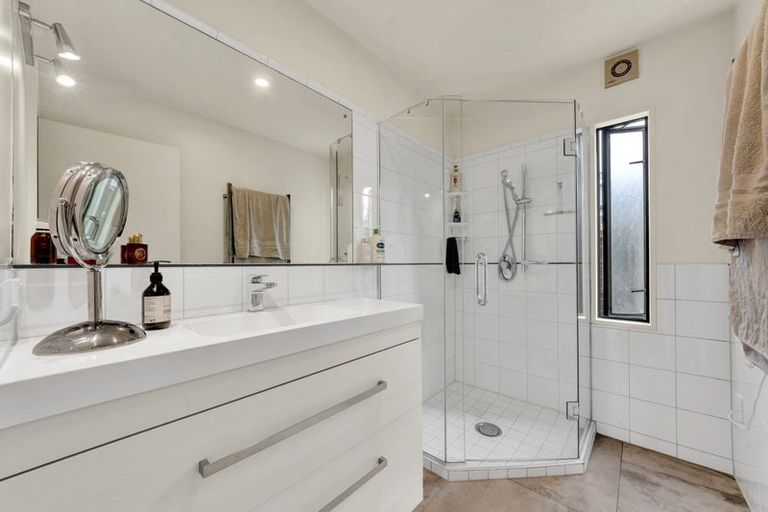 Photo of property in 9 Buxton Terrace, Saint Martins, Christchurch, 8022