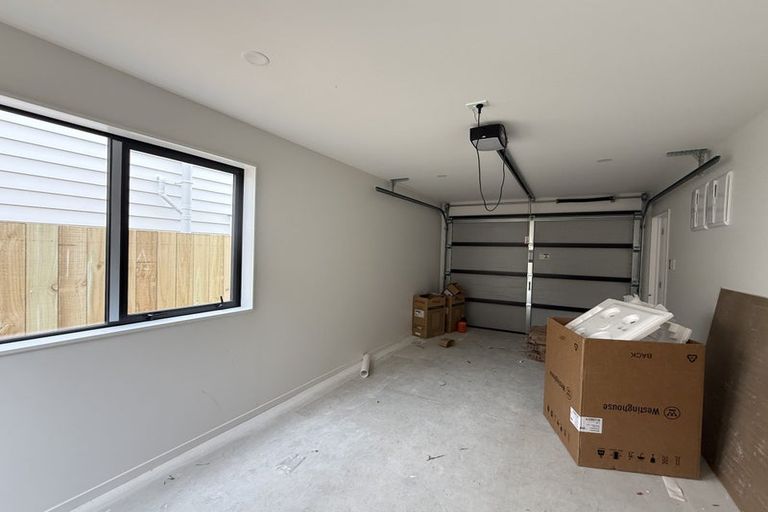 Photo of property in 40 Normanton Street, Glenfield, Auckland, 0629
