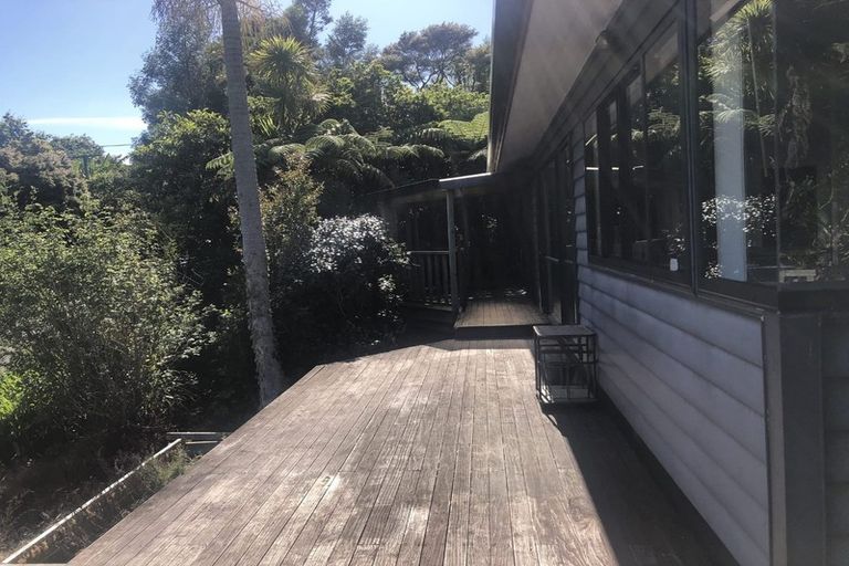 Photo of property in 7 Traffic Road, Greenhithe, Auckland, 0632