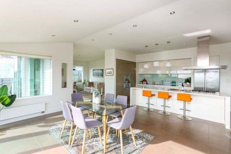 Photo of property in 13a Burns Street, Westown, New Plymouth, 4310