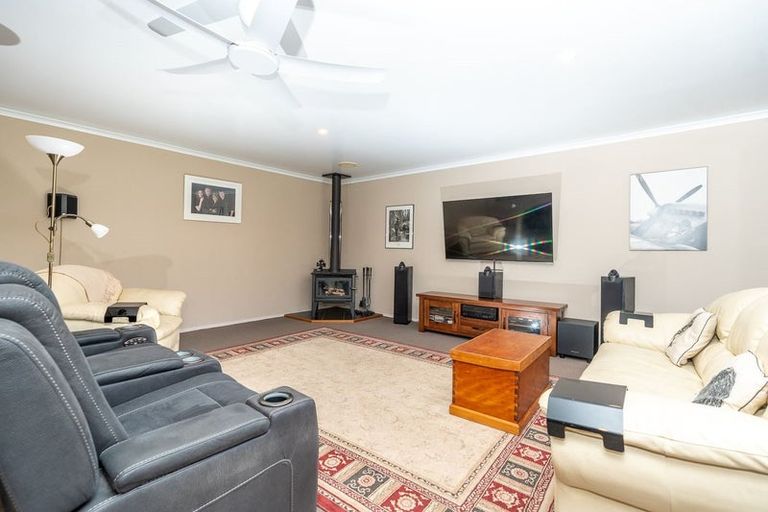 Photo of property in 24b Cogswell Road, Raglan, 3295