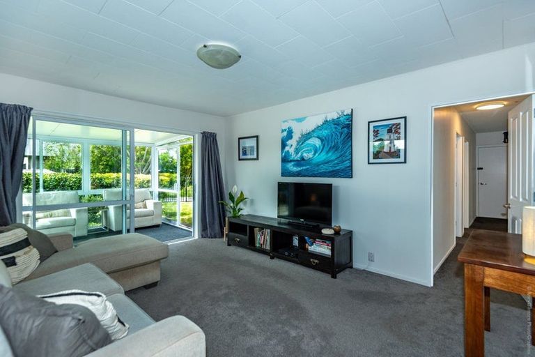 Photo of property in 69a Aorangi Road, Bryndwr, Christchurch, 8053