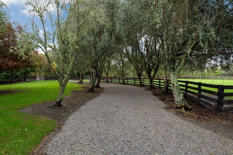 Photo of property in 514 Waitoki Road, Wainui, Silverdale, 0994