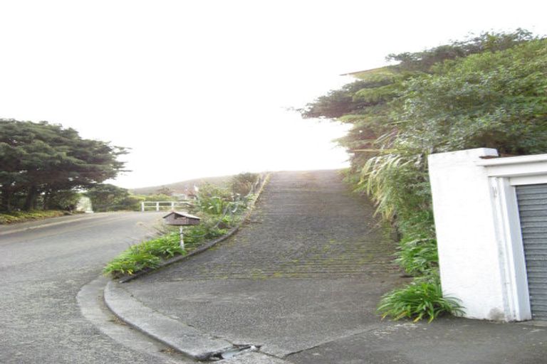Photo of property in 40 David Crescent, Karori, Wellington, 6012