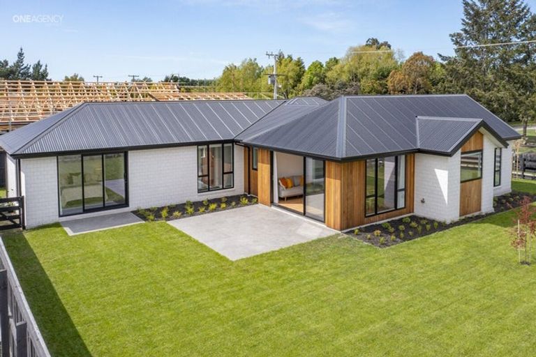 Photo of property in 69 Courage Road, Amberley, 7410