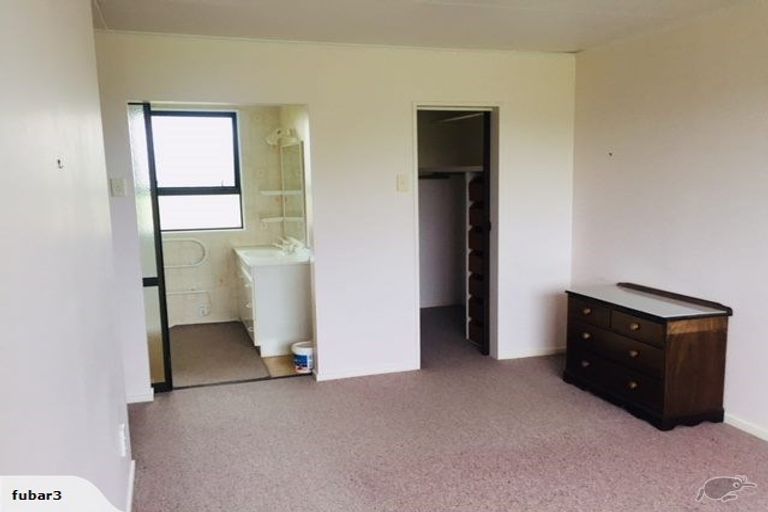 Photo of property in 126 Eglinton Street, Winton, 9720