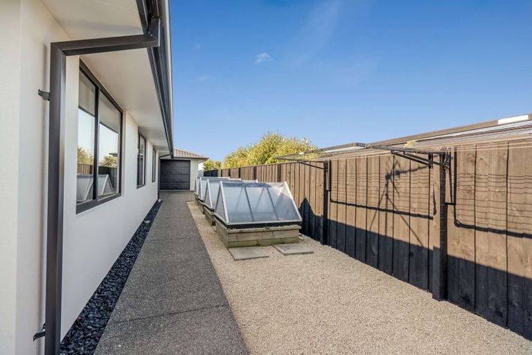 Photo of property in 54 The Esplanade, Pegasus, 7612