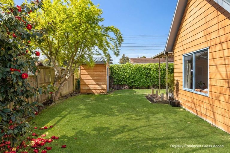 Photo of property in 63a Robinson Avenue, Holdens Bay, Rotorua, 3010