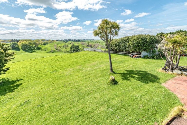 Photo of property in 100 Western Line, Brunswick, Whanganui, 4571