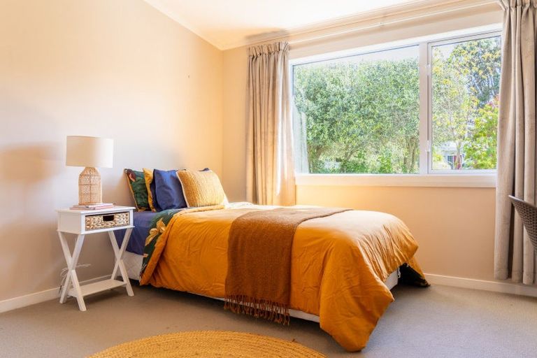 Photo of property in 15 Bluegum Road, Paraparaumu Beach, Paraparaumu, 5032