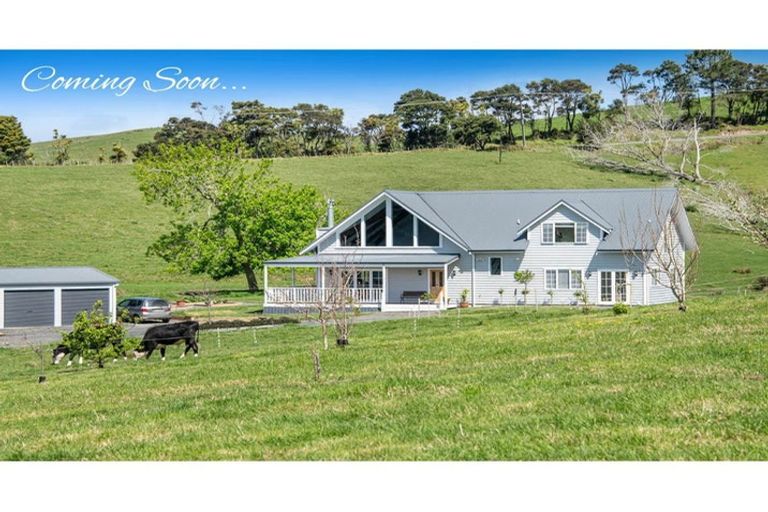 Photo of property in 346 Inland Road, Helensville, 0875