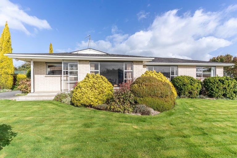 Photo of property in 13 Hamilton Avenue, Winton, 9720