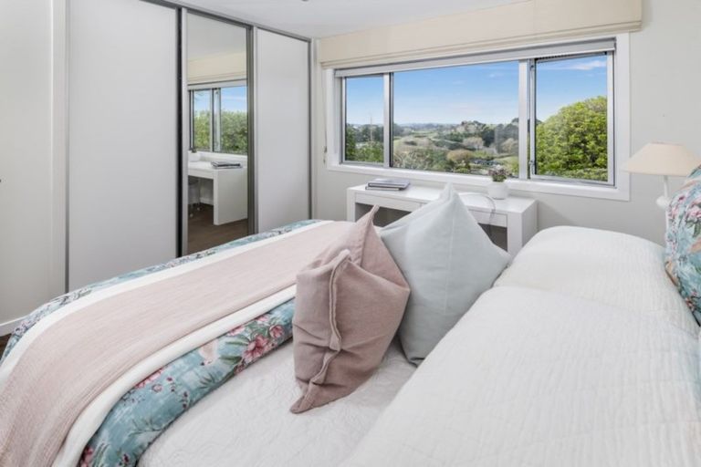 Photo of property in 249 Point View Drive, Dannemora, Auckland, 2016