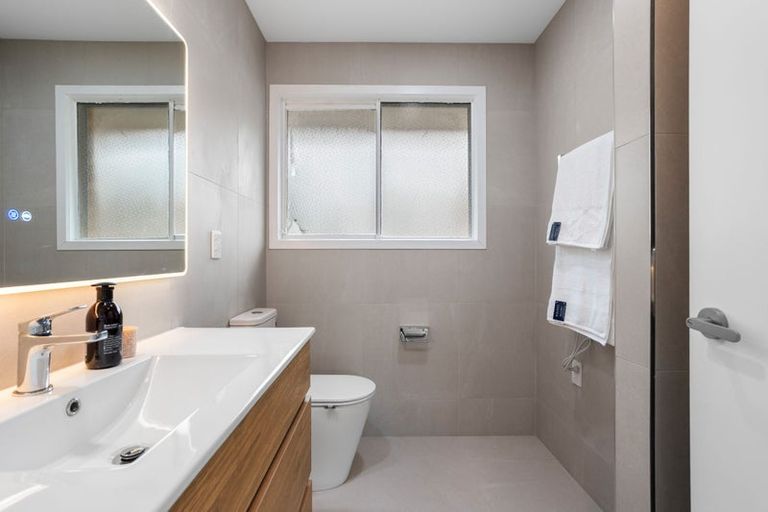 Photo of property in 186 Rangatira Road, Beach Haven, Auckland, 0626