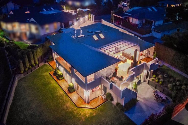 Photo of property in 93 Easther Crescent, Kew, Dunedin, 9012