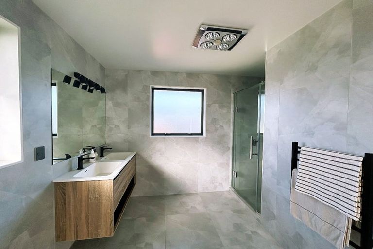 Photo of property in 4 Paiaka Place, Rototuna North, Hamilton, 3210