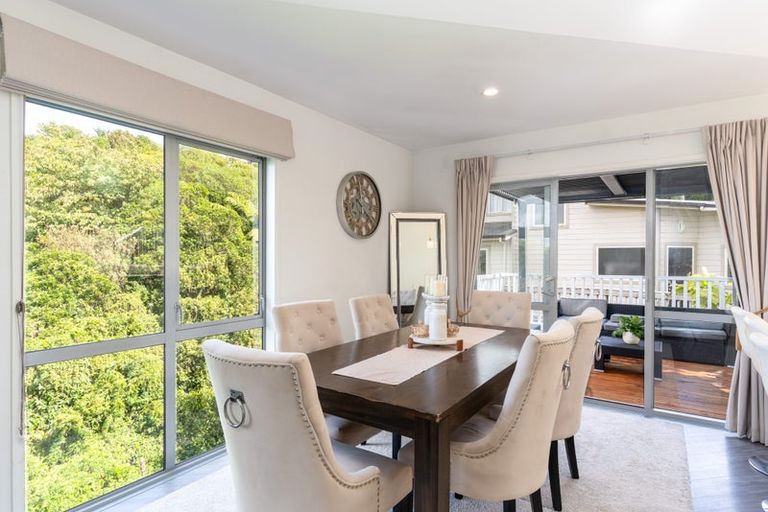 Photo of property in 51a Maungaraki Road, Korokoro, Lower Hutt, 5012