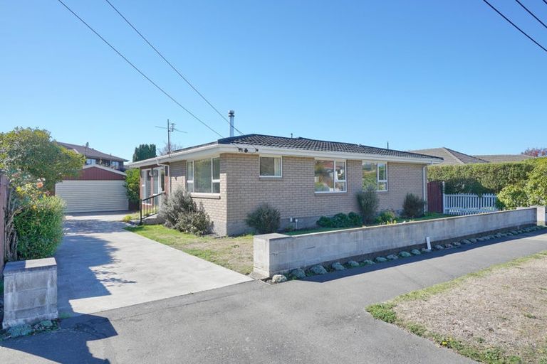 Photo of property in 274 Lake Terrace Road, Shirley, Christchurch, 8061