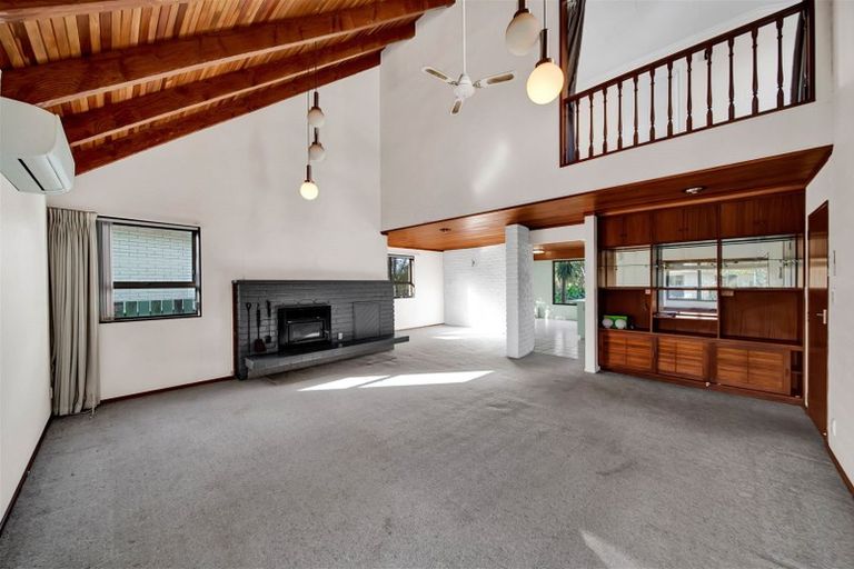 Photo of property in 5a La Salle Drive, Westown, New Plymouth, 4310