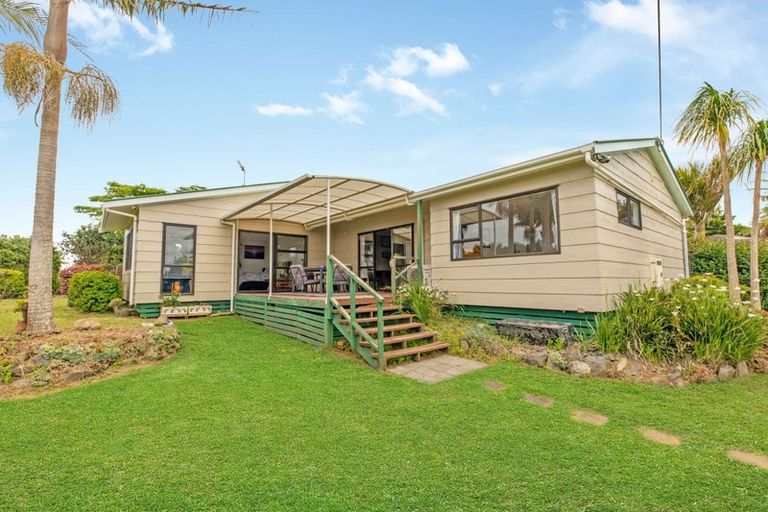 Photo of property in 20 Waipipi Wharf Road, Pollok, Waiuku, 2683
