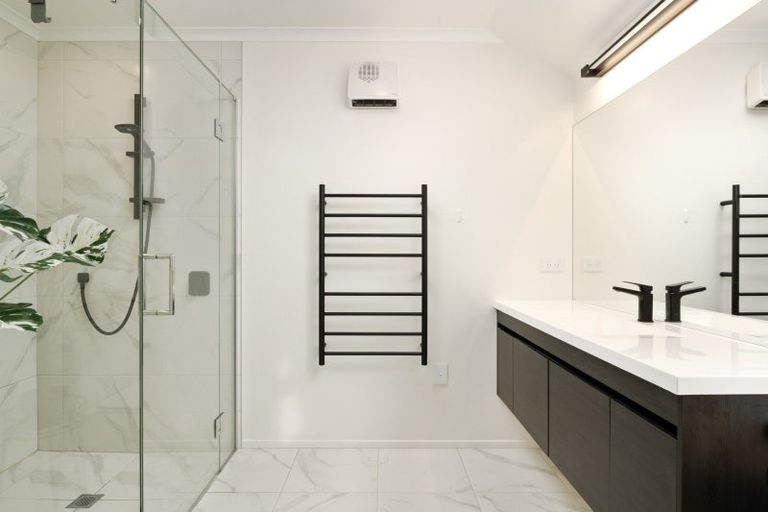 Photo of property in 6 Albert Grove, Springlands, Blenheim, 7201