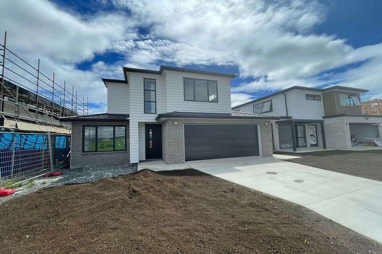 Photo of property in 11 Yulia Road, Flat Bush, Auckland, 2016