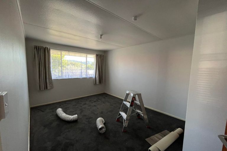 Photo of property in 2/728 Fergusson Drive, Elderslea, Upper Hutt, 5018