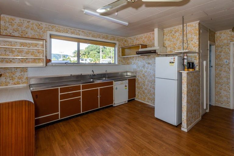 Photo of property in 194 Main Sh25 Road, Tairua, 3508