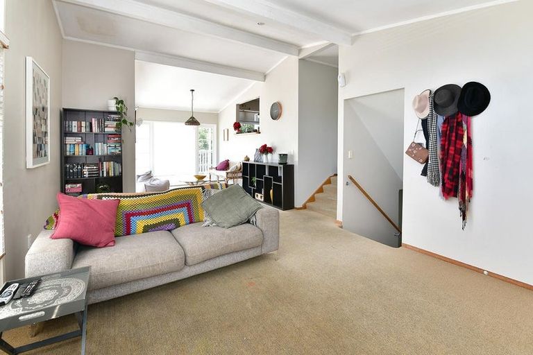 Photo of property in 68 Alexander Avenue, Torbay, Auckland, 0630