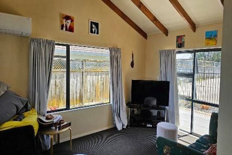 Photo of property in 31 Percy Road, Papamoa Beach, Papamoa, 3118