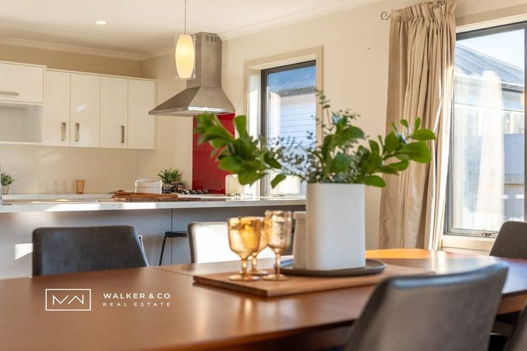 Photo of property in 98 Gibbons Street, Ebdentown, Upper Hutt, 5018