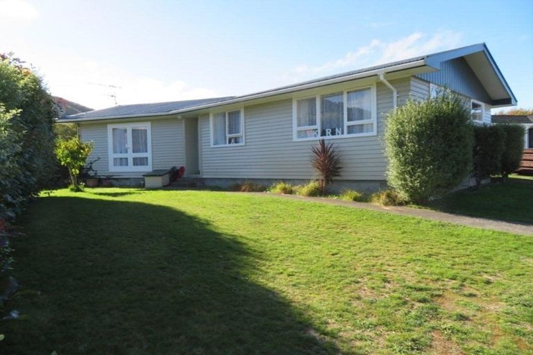 Photo of property in 78 Pasadena Crescent, Totara Park, Upper Hutt, 5018