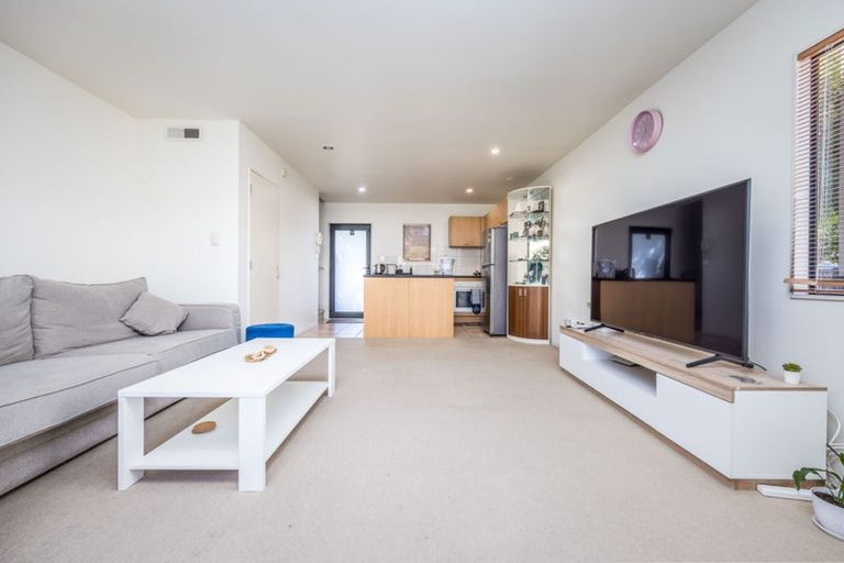 Photo of property in 5e Dryden Place, Mount Wellington, Auckland, 1051
