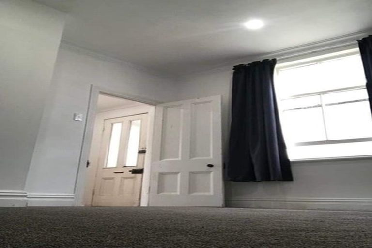 Photo of property in 64 Wallace Street, Mount Cook, Wellington, 6021