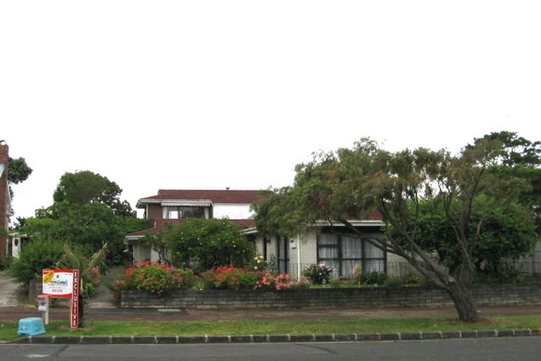 Photo of property in 12b St Michaels Avenue, Point Chevalier, Auckland, 1022