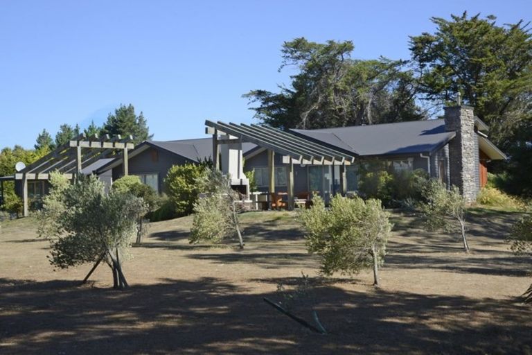 Photo of property in 1 Campbell Drive, Martinborough, 5711