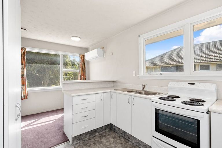 Photo of property in 4 Carisbrooke Street, Aranui, Christchurch, 8061
